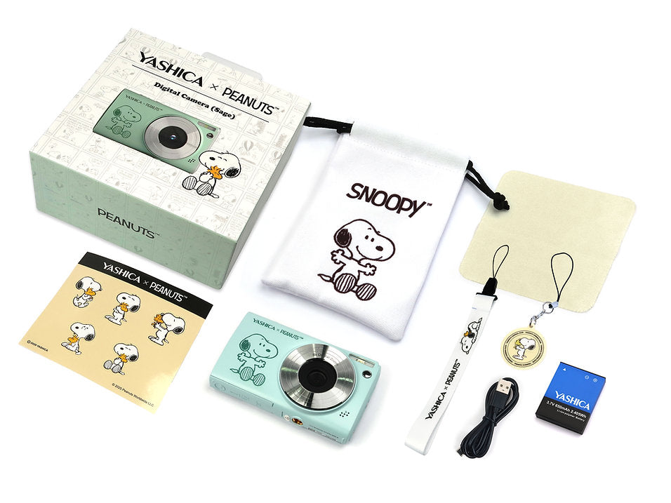 YASHICA x Snoopy Digital Camera